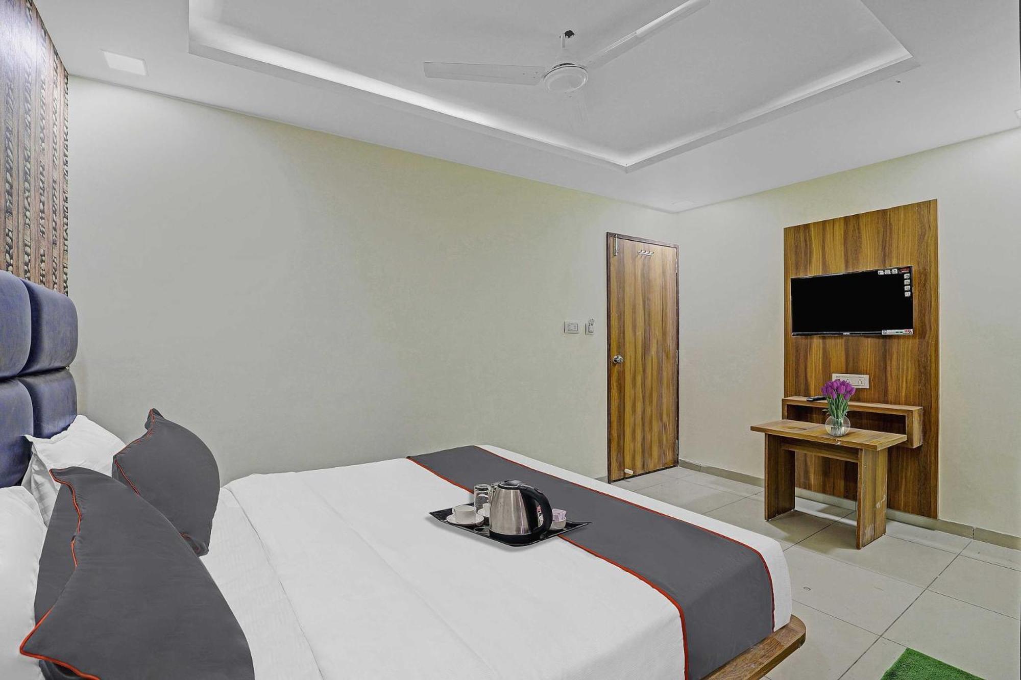 Hotel O Hill View Vadodara Zewnętrze zdjęcie